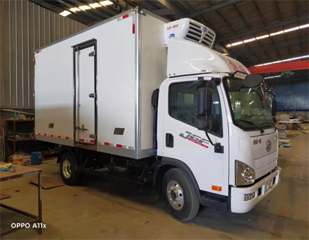 ����{�Ɔ��Ŏ��P����܇