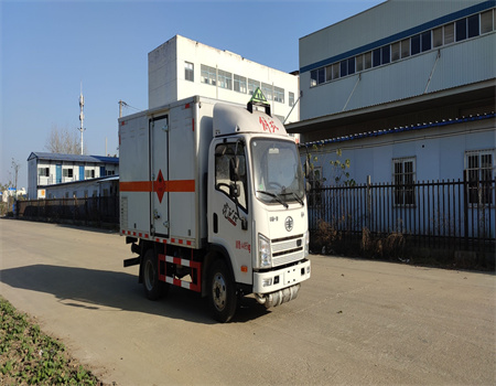 С�ͽ��Σ�U(xi��n)ƷΣ�U(xi��n)�U���ʽ�\(y��n)ݔ܇(ch��)